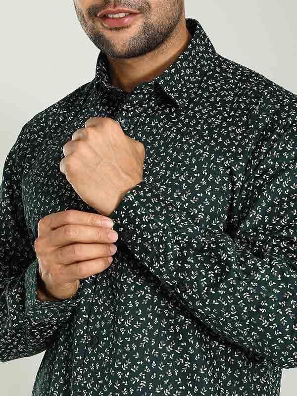 Indian Terrain Men's Regular Fit Full Sleeve Tropical Print Green Shirt